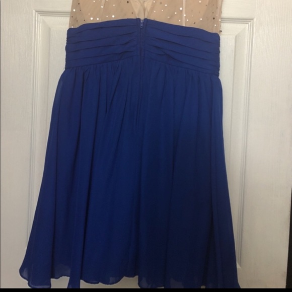 Formal Dress - Picture 3 of 4